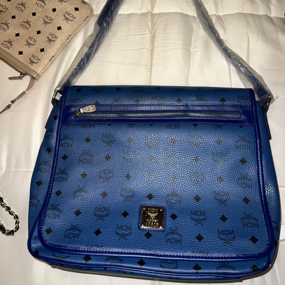 MCM Large Messenger Bag